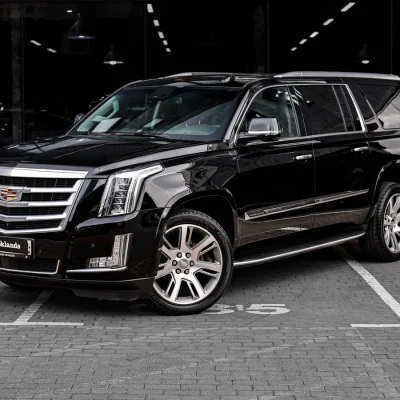 Experience New York at Its Peak: The Unrivaled SUV Limousine Prestige of The Best NY